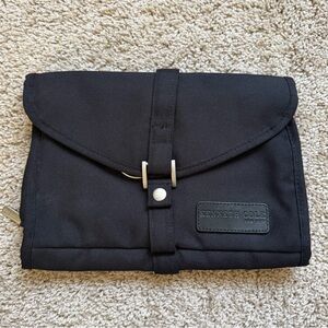 Kenneth Cole New York Travel Hanging Toiletry Organizer - Black - Like New